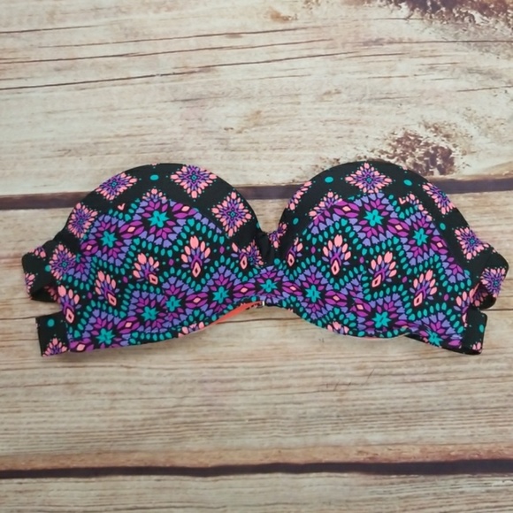 Bikini top - Picture 1 of 3